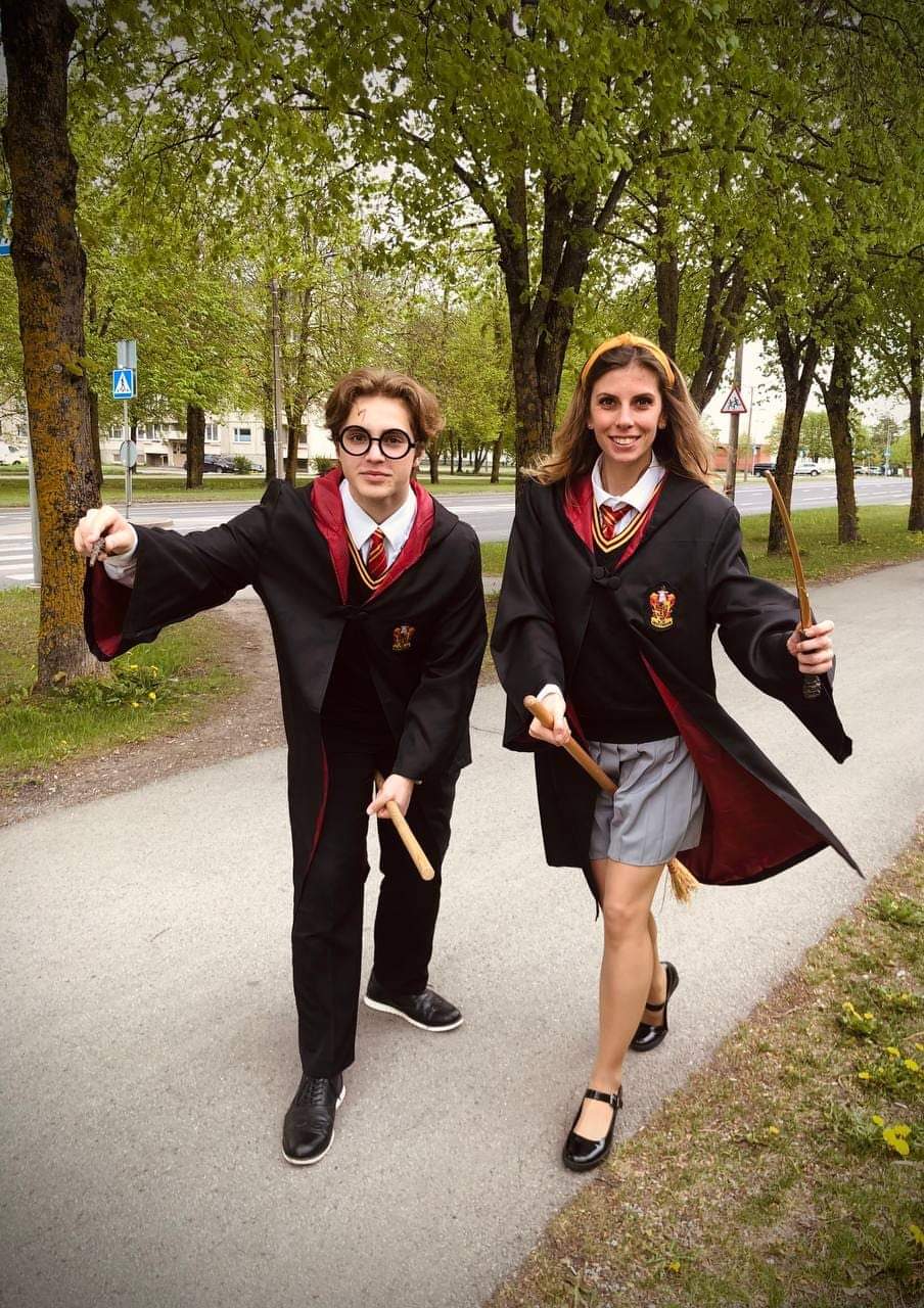 HARRY POTTER & HERMIONE Image
